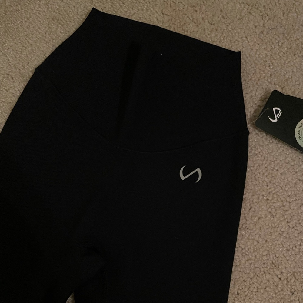 TLF Black Leggings NWT